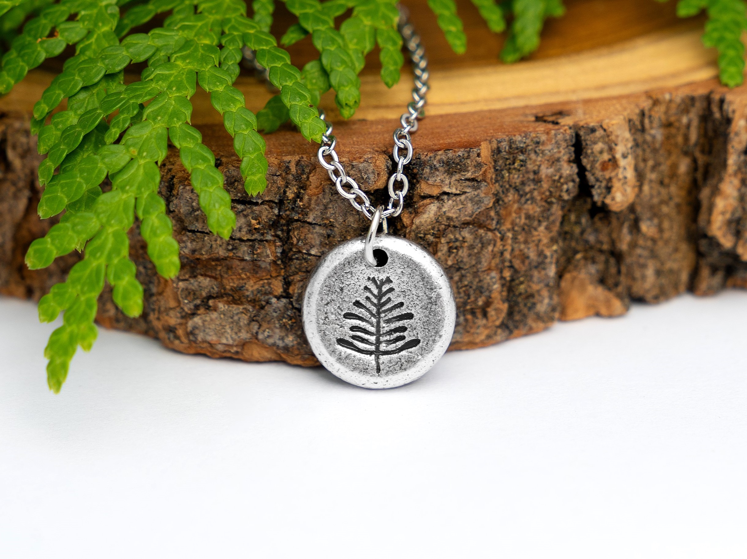 Náhrdelník Lesní amulet šumavský klenot kapradí